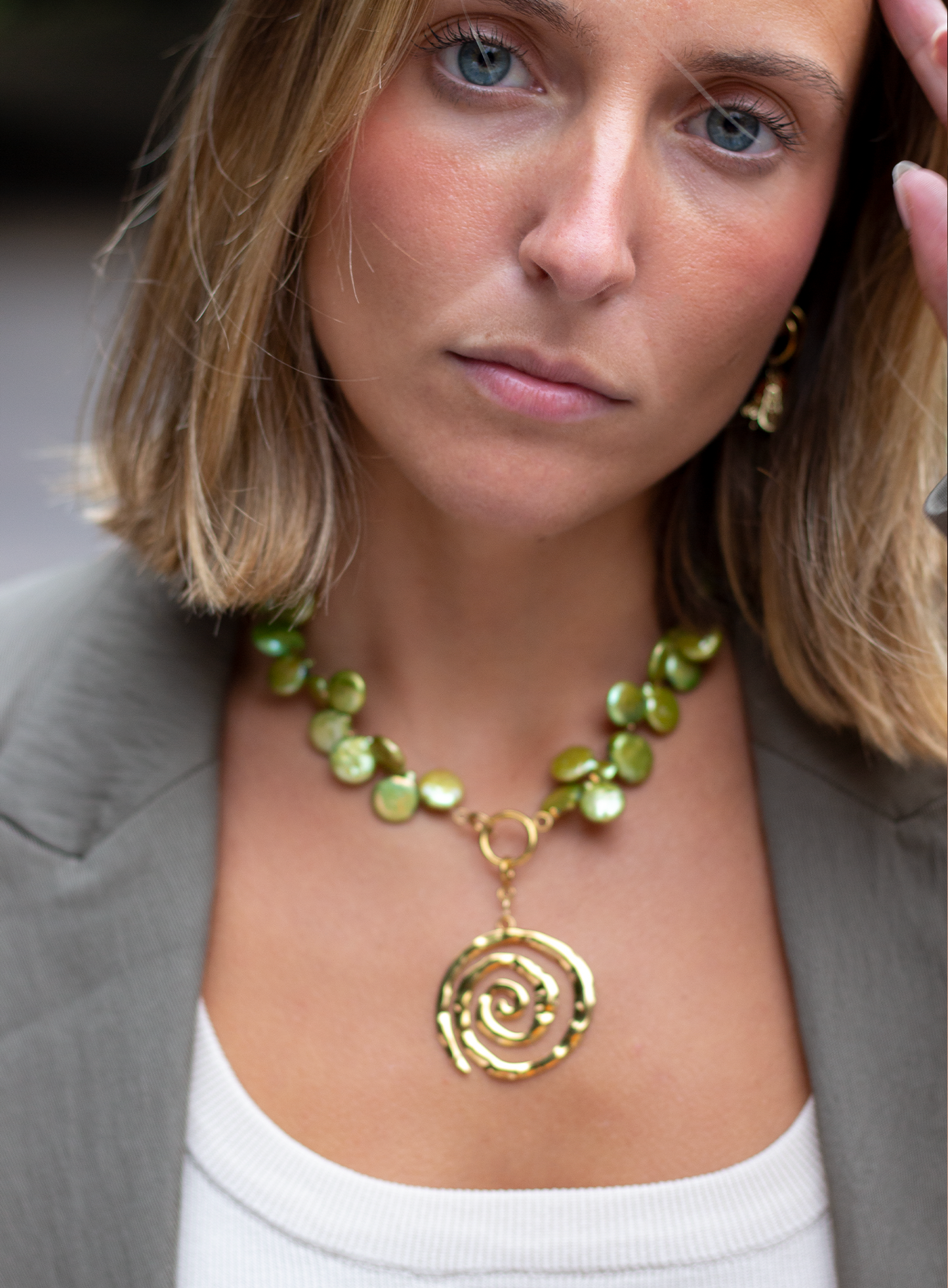 GOLDEN HELIXIA CHARM