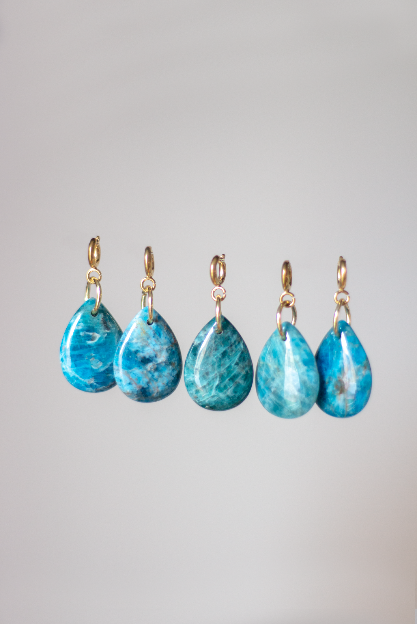 STONE DROP CHARM