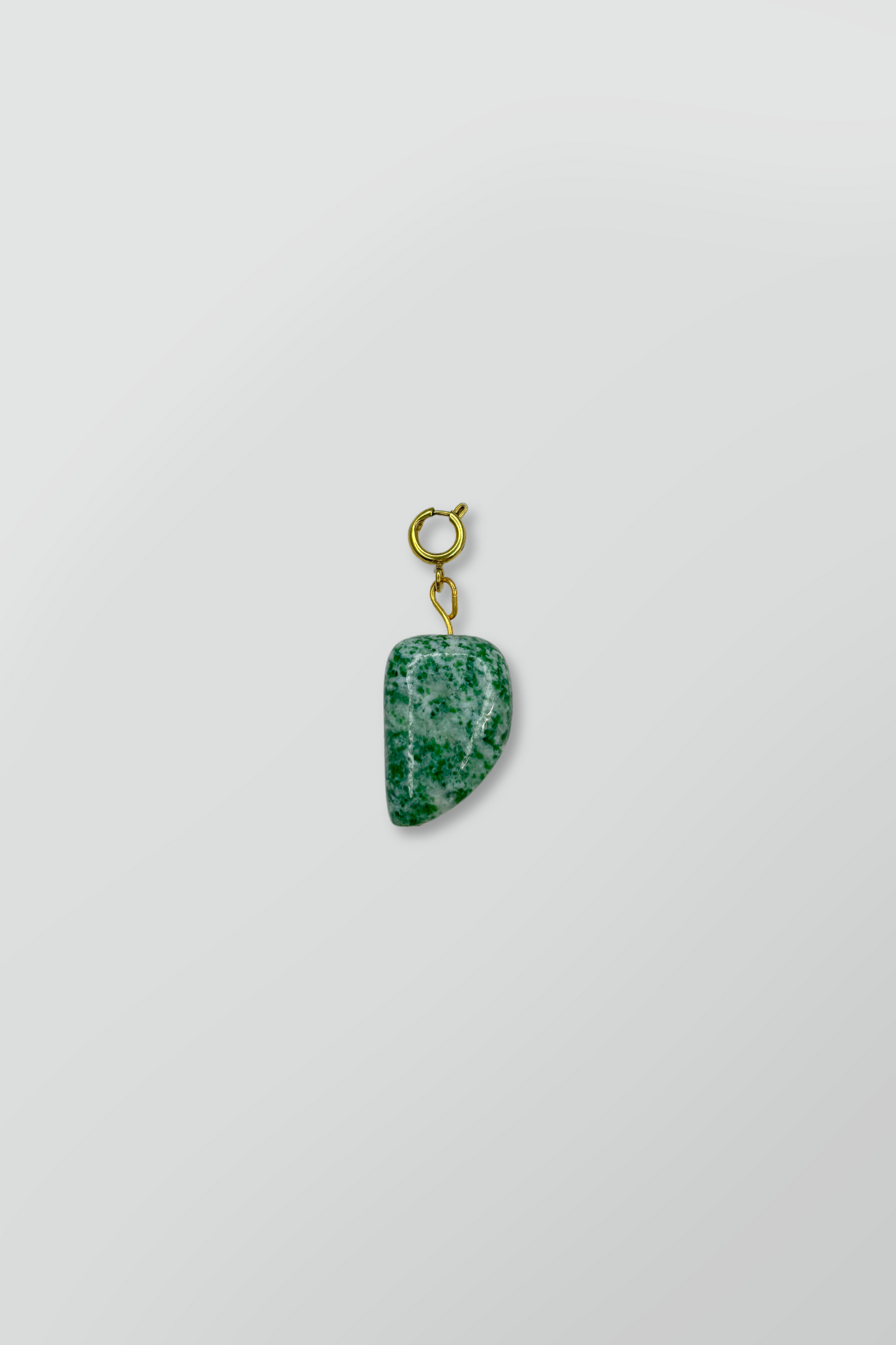 STONE FLECK CHARM